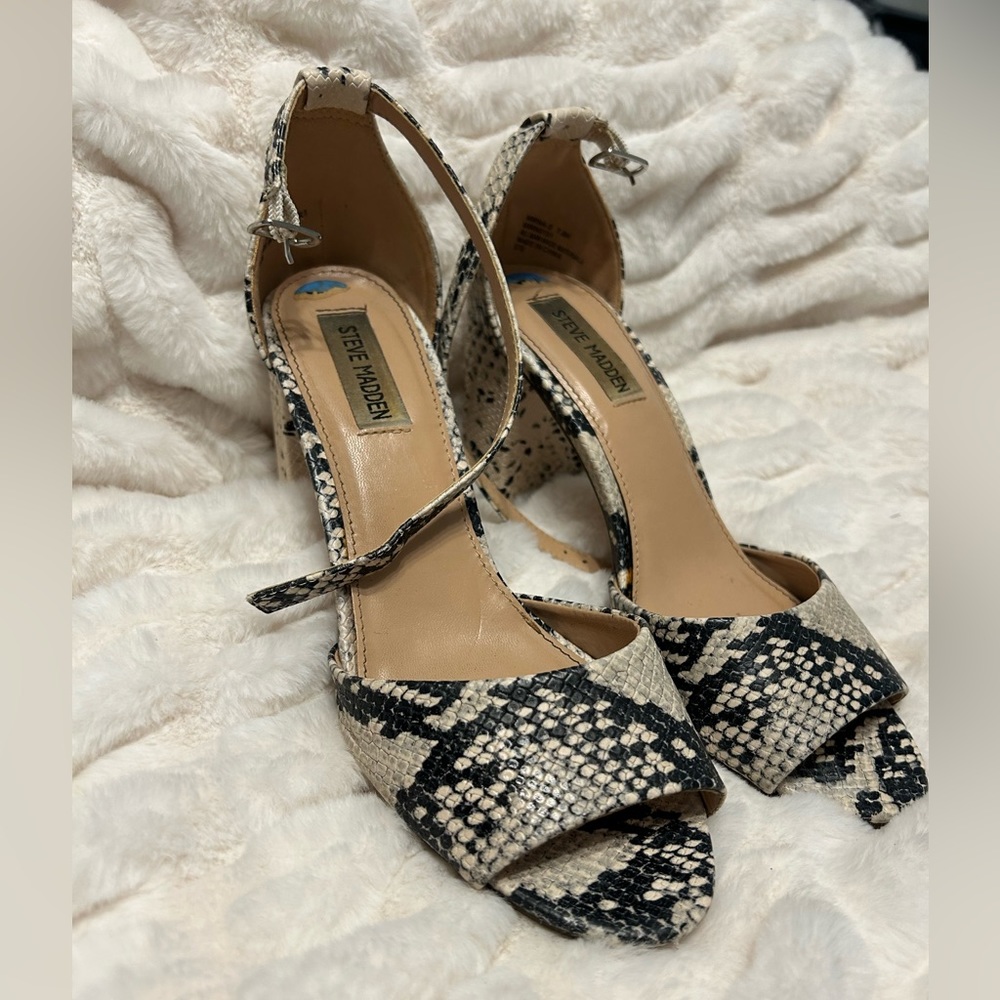 Steve Madden Black and White Snakeskin Ankle Strap Block Heel - Picture 4 of 15